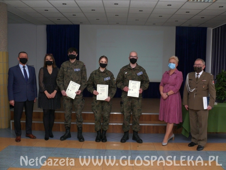 Absolwenci ZSEiT opuszczają mury szkoły