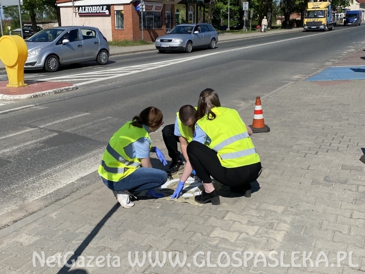 Na przejściu bez telefonu