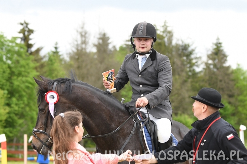 Memoriał H. Hucza - skakała młodzież jeździecka