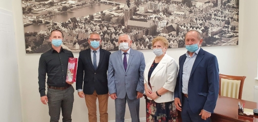 Powiat sprzedaje grunty