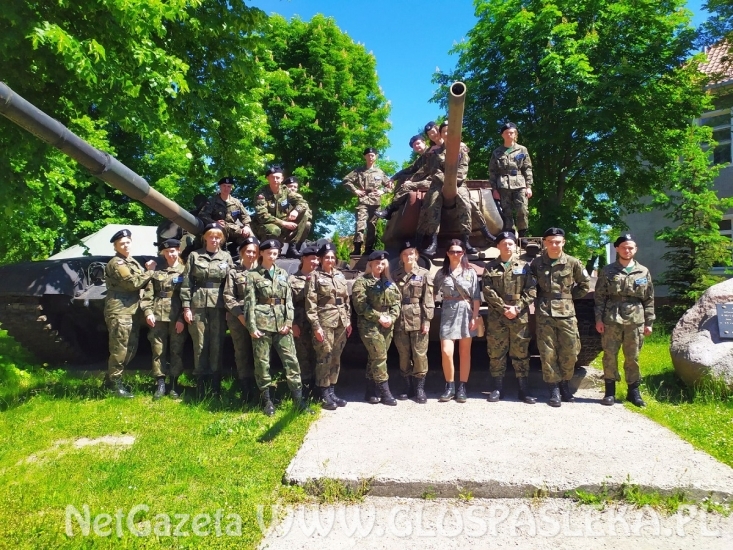 Nareszcie obóz szkoleniowy uczniów ZSEiT w 9 BBKPanc. w Braniewie