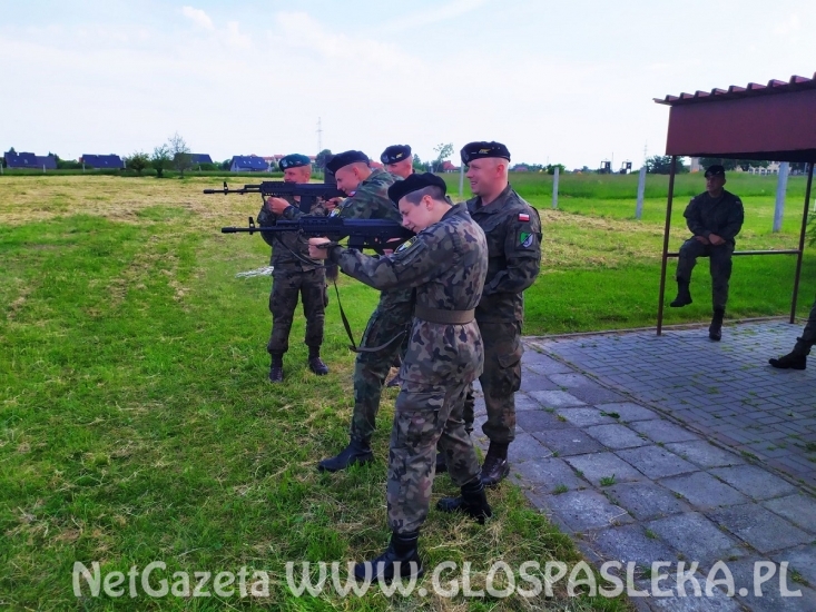 Nareszcie obóz szkoleniowy uczniów ZSEiT w 9 BBKPanc. w Braniewie