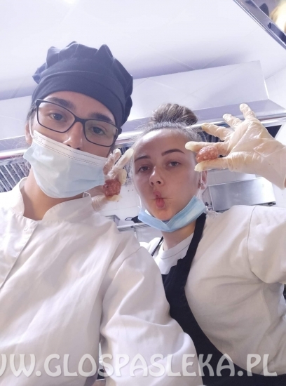 Powrót uczniów ZSEiT z dwutygodniowych staży w Maladze