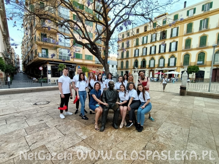 Powrót uczniów ZSEiT z dwutygodniowych staży w Maladze