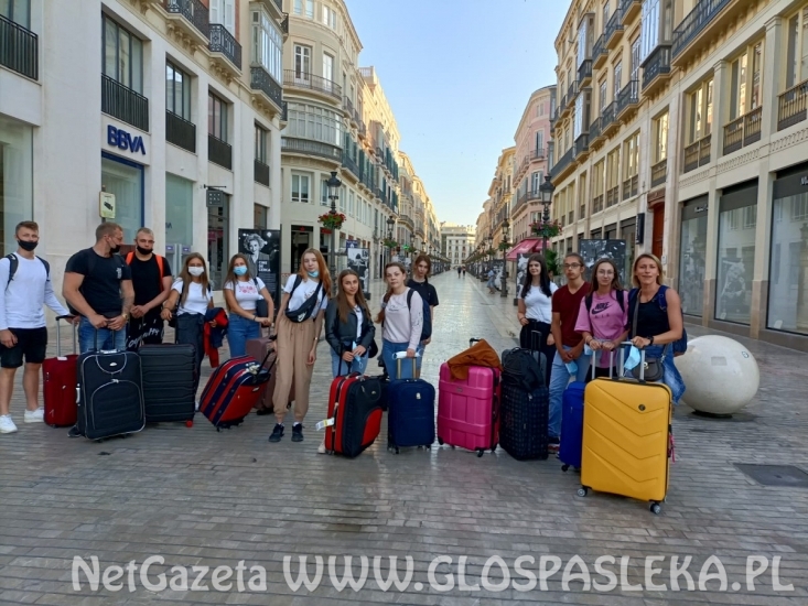 Powrót uczniów ZSEiT z dwutygodniowych staży w Maladze
