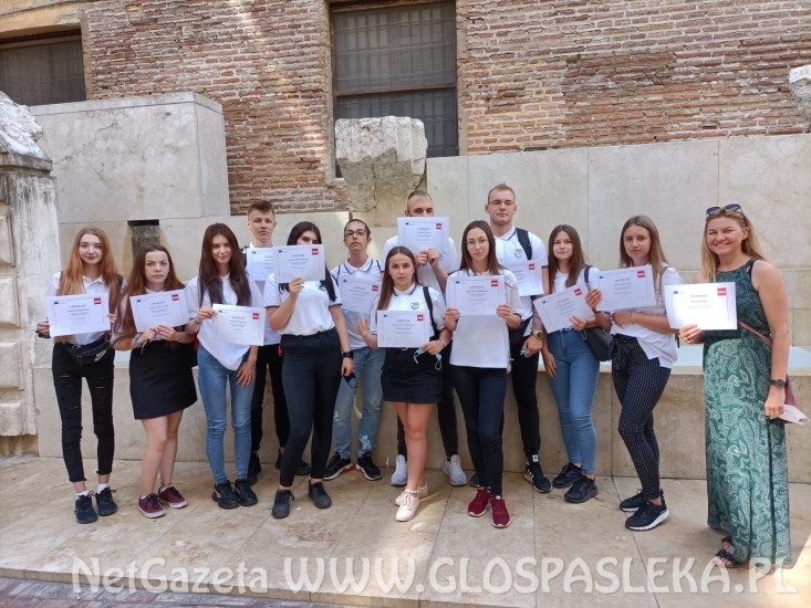 Powrót uczniów ZSEiT z dwutygodniowych staży w Maladze