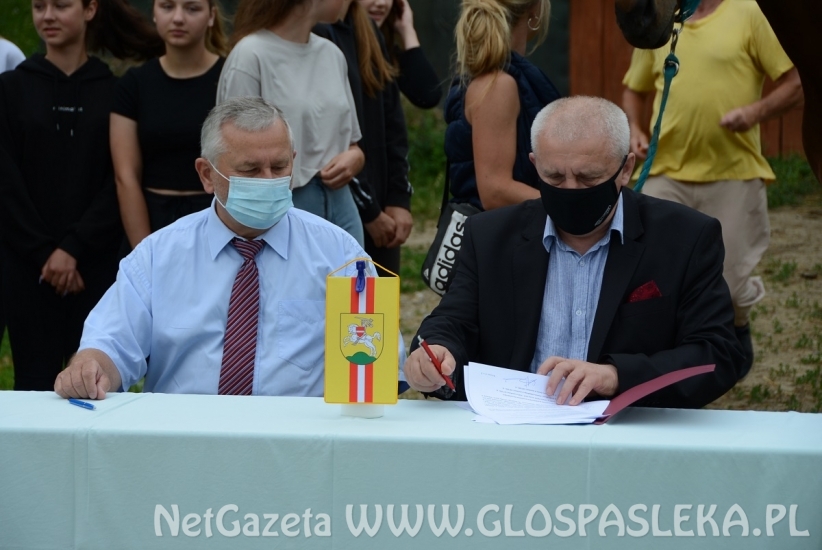 Umowa na dofinansowanie zakupu namiotu jeździeckiego