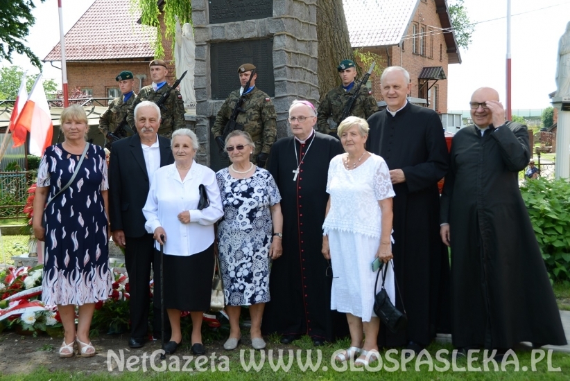 Pamięci bohaterskich mieszkańców wsi polskiej
