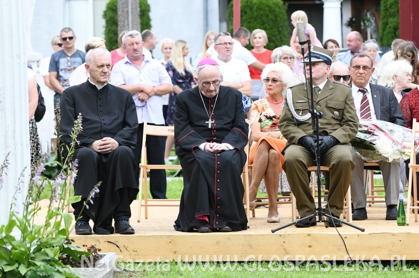 Pamięci bohaterskich mieszkańców wsi polskiej