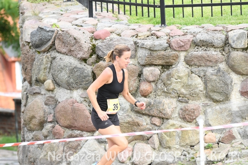 Małżeństwo z Ukrainy wygrywa Bieg Wokół Murów