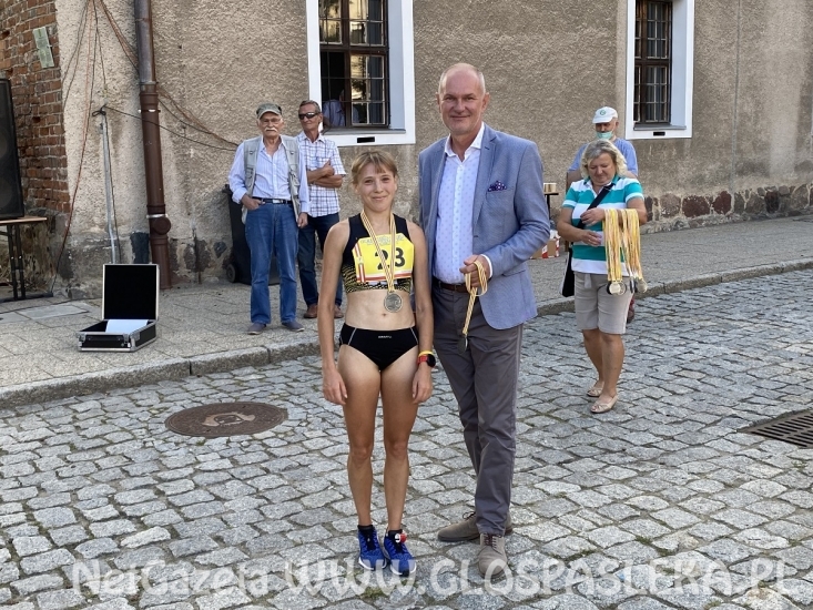 Małżeństwo z Ukrainy wygrywa Bieg Wokół Murów