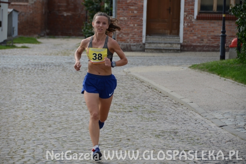 Małżeństwo z Ukrainy wygrywa Bieg Wokół Murów