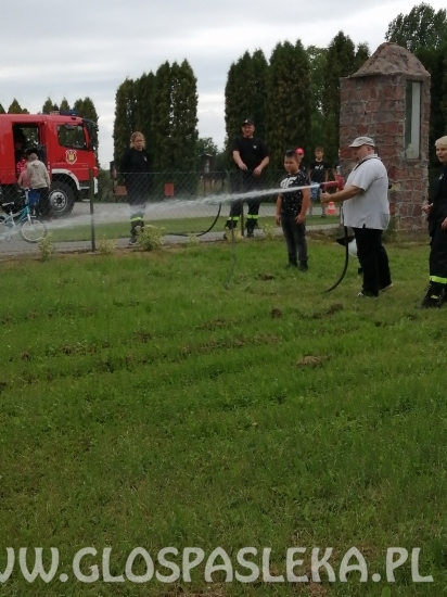 Festyn w Zielonce Pasłęckiej