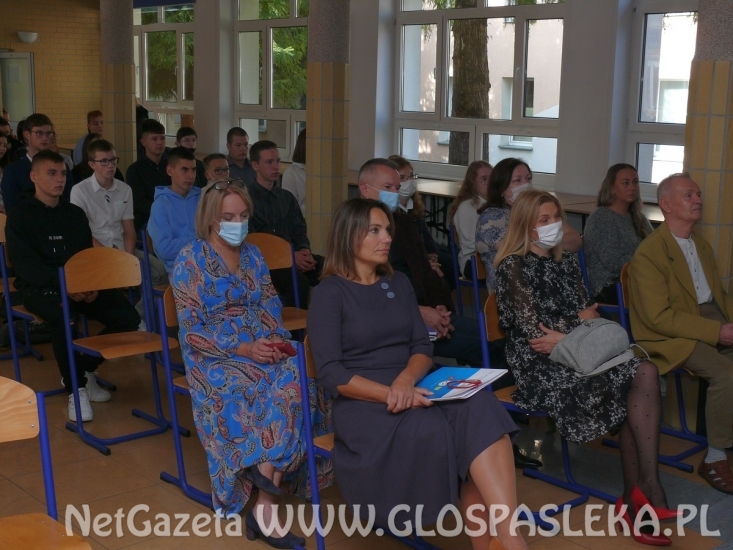 Początek roku szkolnego 2021/2022 w ZSEiT