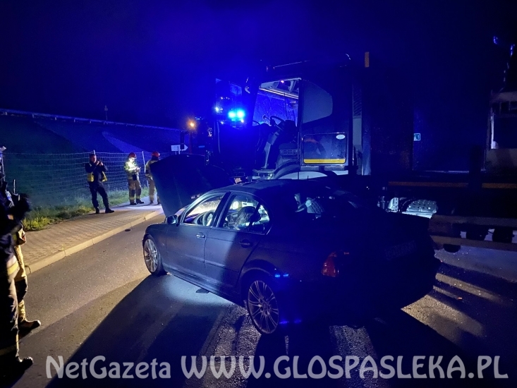 Iveco contra BMW - trzy osoby w szpitalu