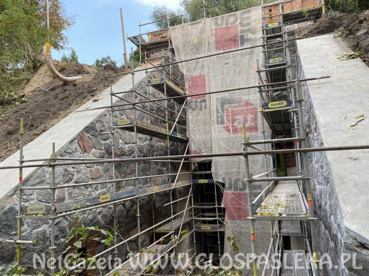 Remont mostu, nawierzchni i muru oporowego