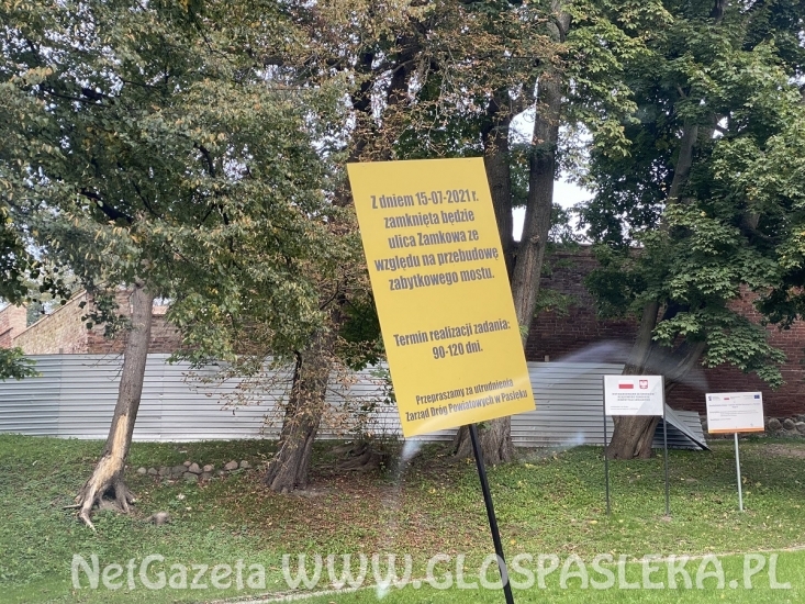 Remont mostu, nawierzchni i muru oporowego