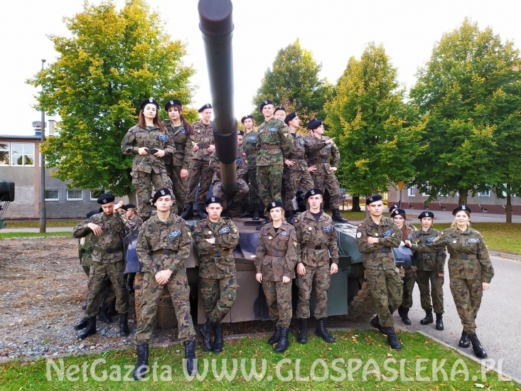 Kadeci z ZSEiT  na obozie szkoleniowym 