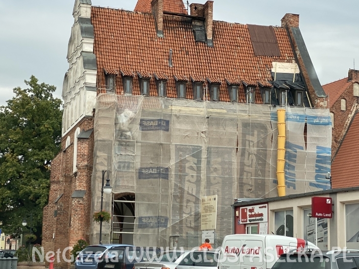 Remont dachu na ratuszu