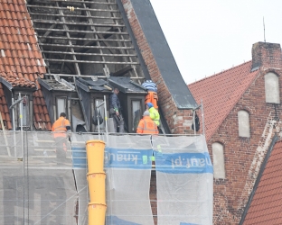 Remont dachu na ratuszu