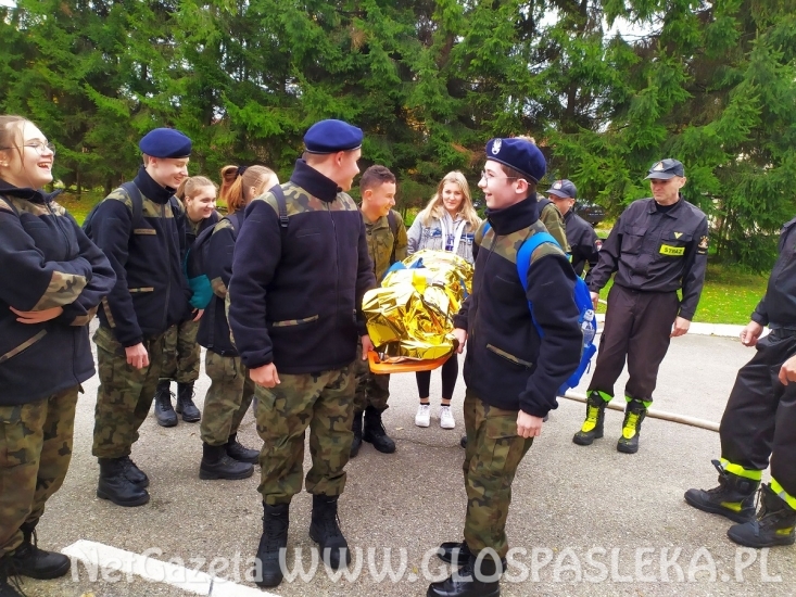 KADECI ZSEIT W JEDNOSTCE RATOWNICZO-GAŚNICZEJ W PASŁĘKU