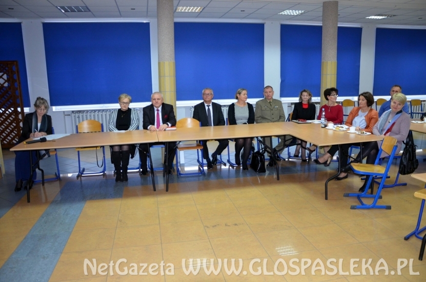 Powiatowa konferencja w ZSEiT                                       