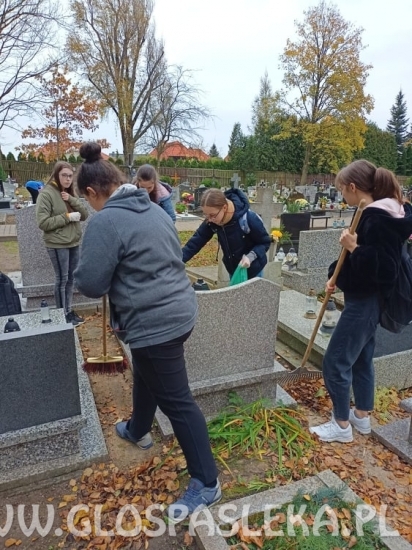 Młodzież ZS pamięta