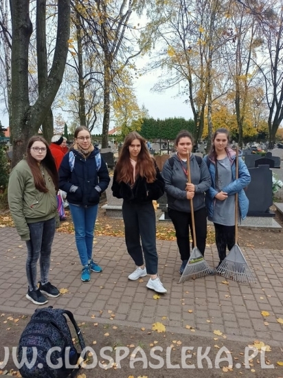 Młodzież ZS pamięta