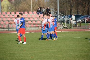 Polonia traci punkty na własnym boisku