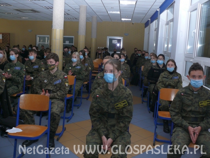 Obchody 103. rocznicy odzyskania niepodległości w ZSEiT