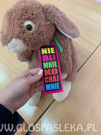 Nie bij mnie - kochaj mnie!