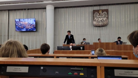 PARLAMENT MŁODYCH RP Z UDZIAŁEM UCZNIA ZS