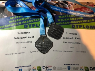 Srebro i złoto dla Karola w Mistrzostwach Wojewódzkich w Pływaniu