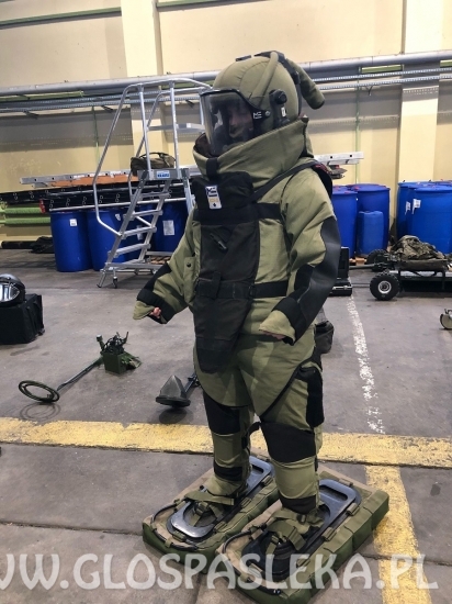 Kadeci ZSEiT z wizytą w Bazie Lotnictwa Taktycznego w Malborku