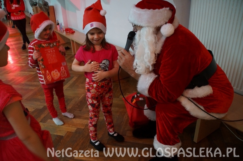 Taneczne Mikołajki w sekcji POK Dance