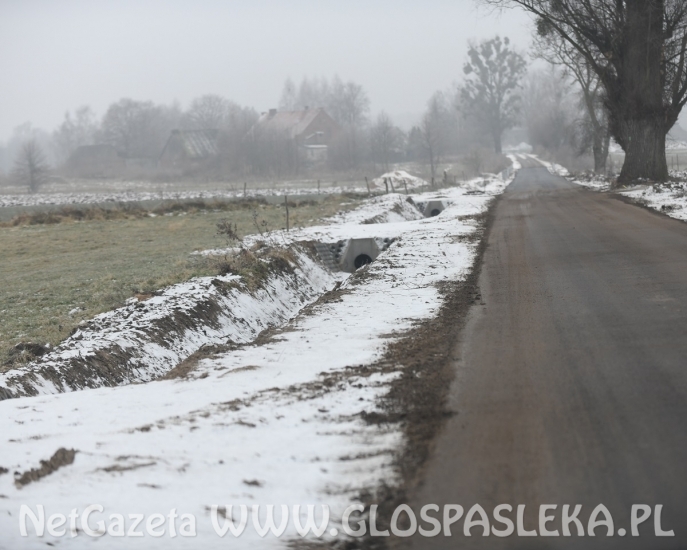 Pogoda psuje szyki drogowcom