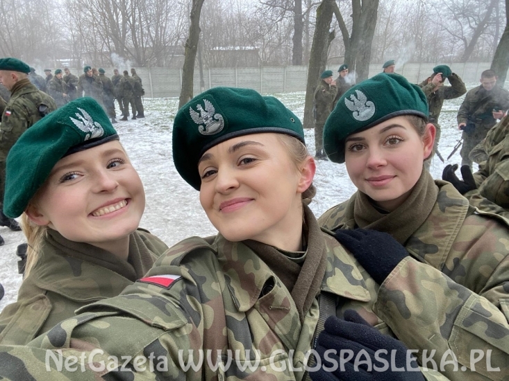 ZSEiT  „MUREM ZA POLSKIM MUNDUREM”