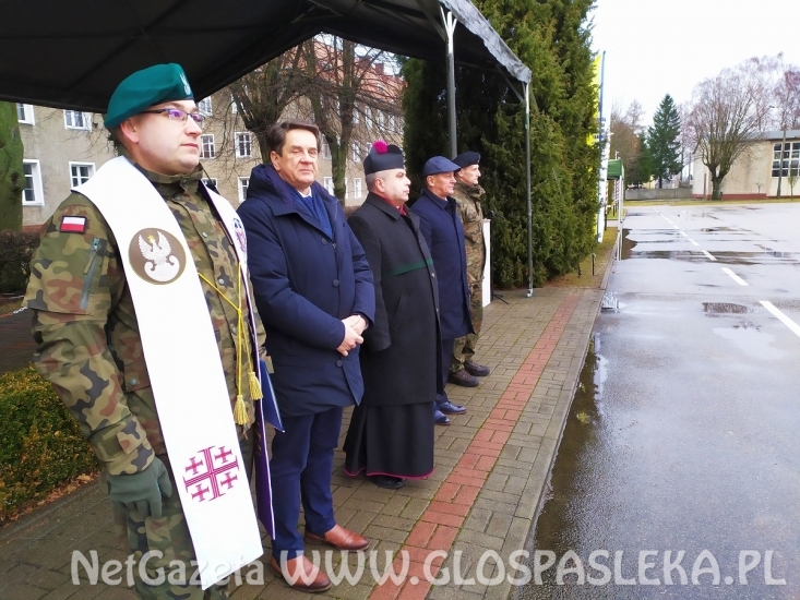 Delegacja ZSEiT na pożegnaniu wojskowego kontyngentu „Łotwa”