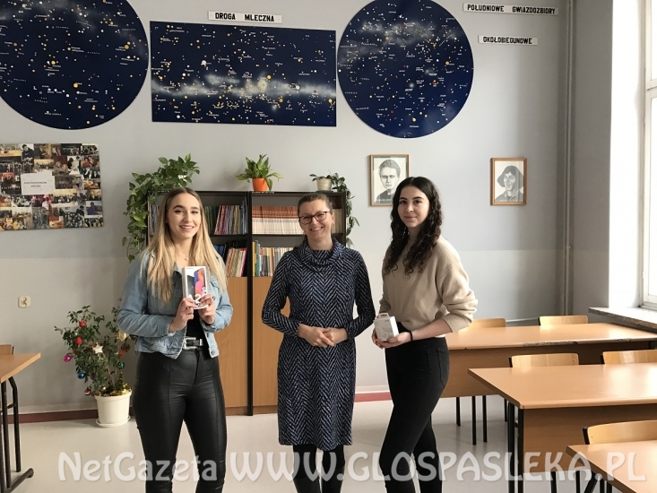 Uczennice ZS laureatkami konkursu „MULTIMEDIALNIE O MOIM ZAWODZIE”