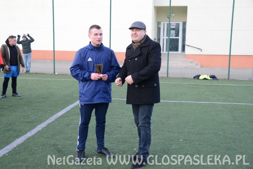 Dobra Zmiana wygrywa