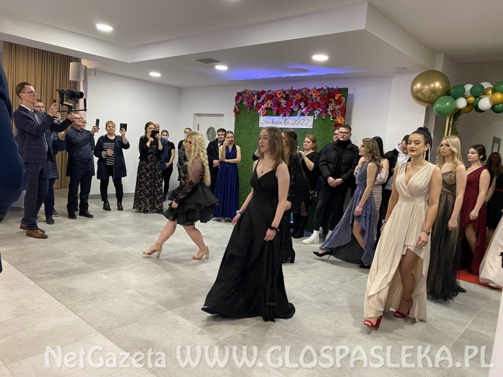 Studniówka w Rolniku