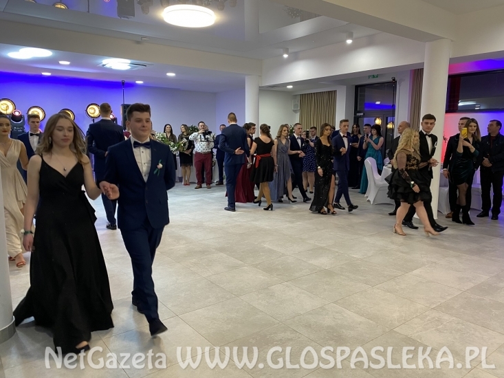 Studniówka w Rolniku