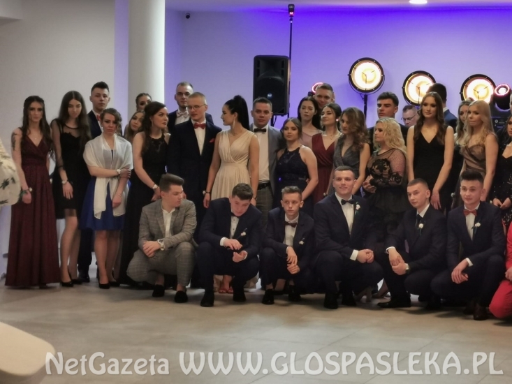 Studniówka w Rolniku