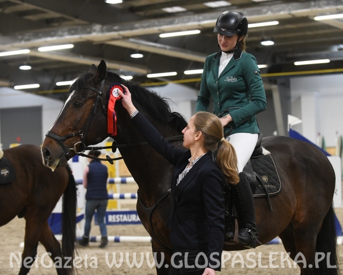 Regionalne skakanie amazonek z Nenii