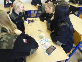 Zespół Szkół Ekonomicznych i Technicznych – Solidarny z Ukrainą