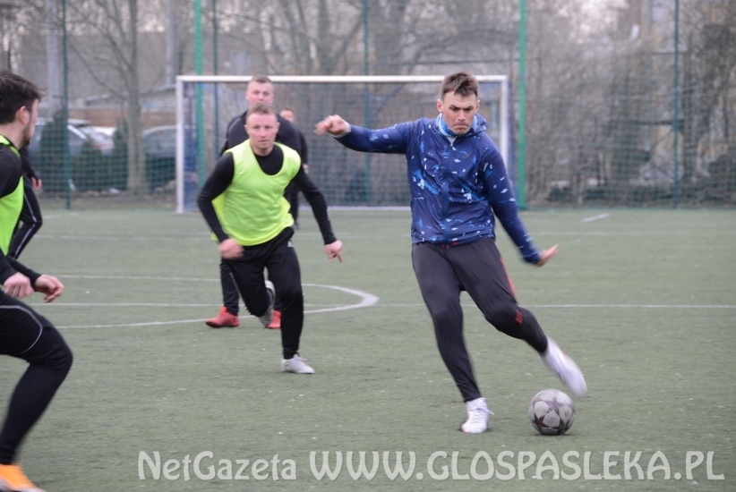 Dobra Zmiana wygrywa