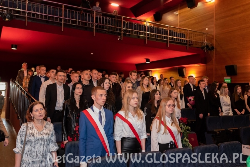 Zakończenie roku klas maturalnych w Zespole Szkół w Pasłęku