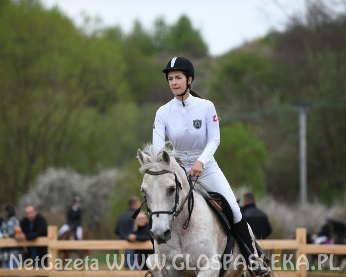 Kaja Pietrzak wygrywa konkurs memoriałowy