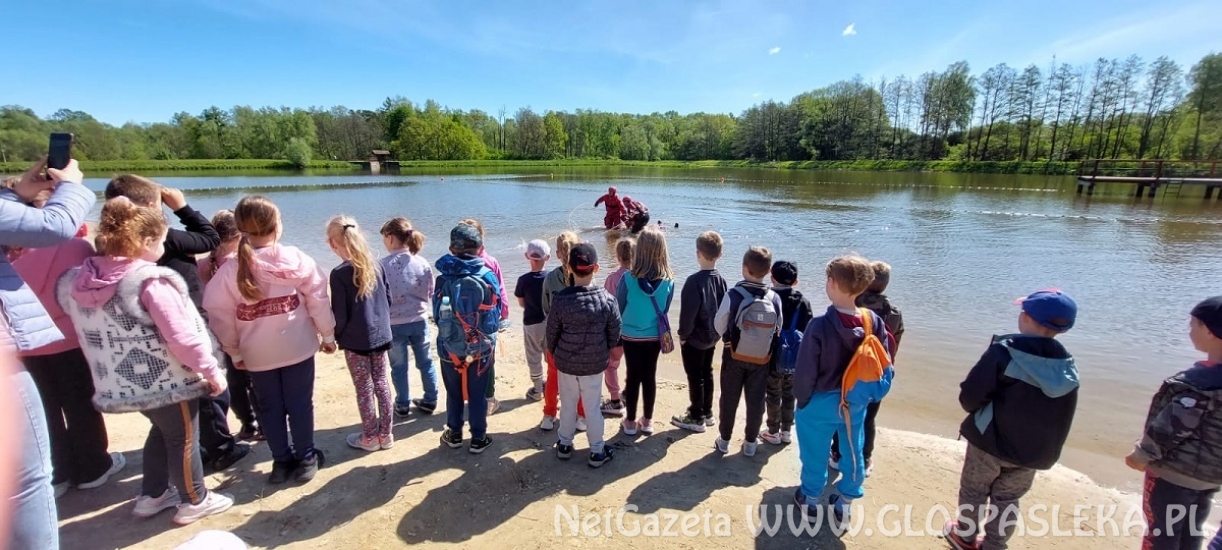 W podziękowaniu za udział w konkursie plastycznym STRAŻAK - BOHATER  