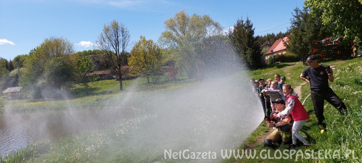 W podziękowaniu za udział w konkursie plastycznym STRAŻAK - BOHATER  